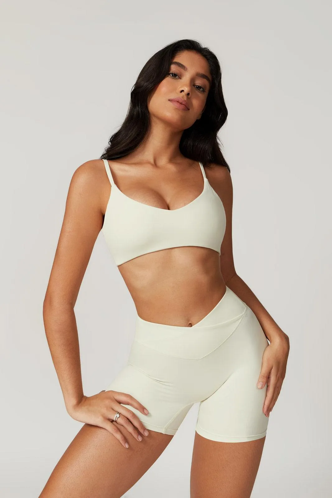 Zoe Sports Bra - Cream